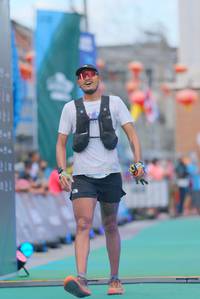 BIB: 
                            <button type="button" onclick="openModal(21764180)" class="btn btn-primary btn-sm float-right btn-popup" data-toggle="modal" data-target=".modal-high-quality">
                        <i class="fas fa-shopping-cart"></i> Add to Cart
                    </button>
                                            <button type="button" onclick="isThisMe(21764180, true)" class="btn btn-success btn-sm float-right btn-popup btn-isme hidden" data-toggle="tooltip" data-placement="bottom" title="นี่คือรูปของคุณใช่ไหม คลิกที่นี่เพื่อเอาเข้าอัลบั้ม">
                        <i class="fas fa-plus"></i> Add to album
                    </button>
                    <button type="button" onclick="isThisMe(21764180, false)" class="btn btn-warning btn-sm float-right btn-popup btn-isnotme hidden">
                        <i class="fas fa-ban"></i> Remove from album
                    </button>